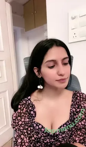 ahsanjuhaina / Juhi A nude photo #0006