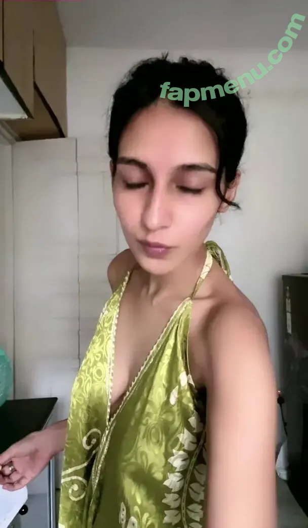 ahsanjuhaina nude photo #0036 (Juhi A)