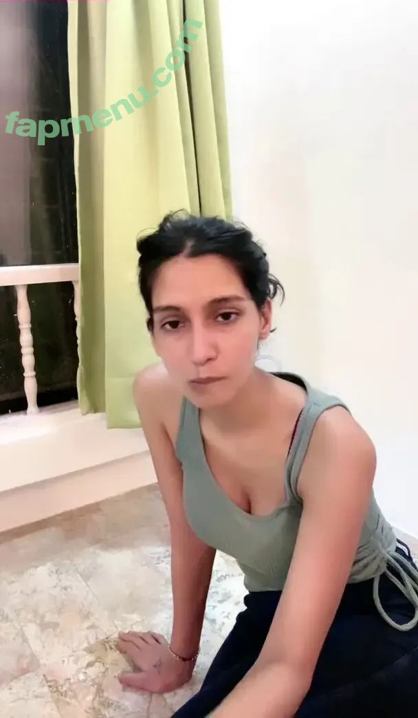 ahsanjuhaina nude photo #0060 (Juhi A)