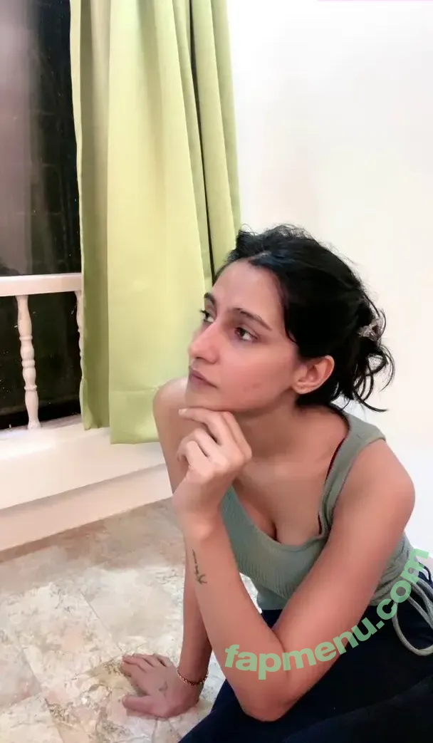 ahsanjuhaina nude photo #0061 (Juhi A)