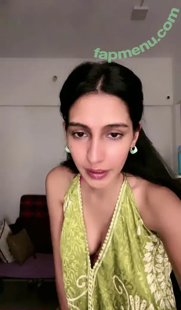 ahsanjuhaina nude photo #0079 (Juhi A)