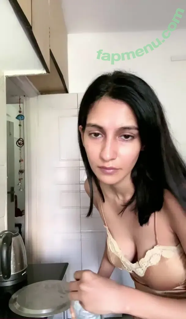 ahsanjuhaina nude photo #0091 (Juhi A)