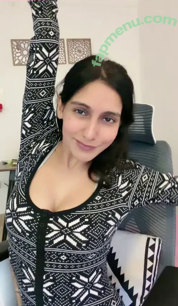 ahsanjuhaina nude photo #0109 (Juhi A)