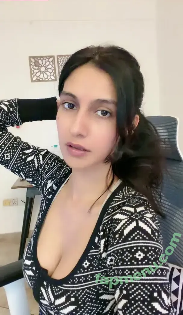 ahsanjuhaina nude photo #0111 (Juhi A)