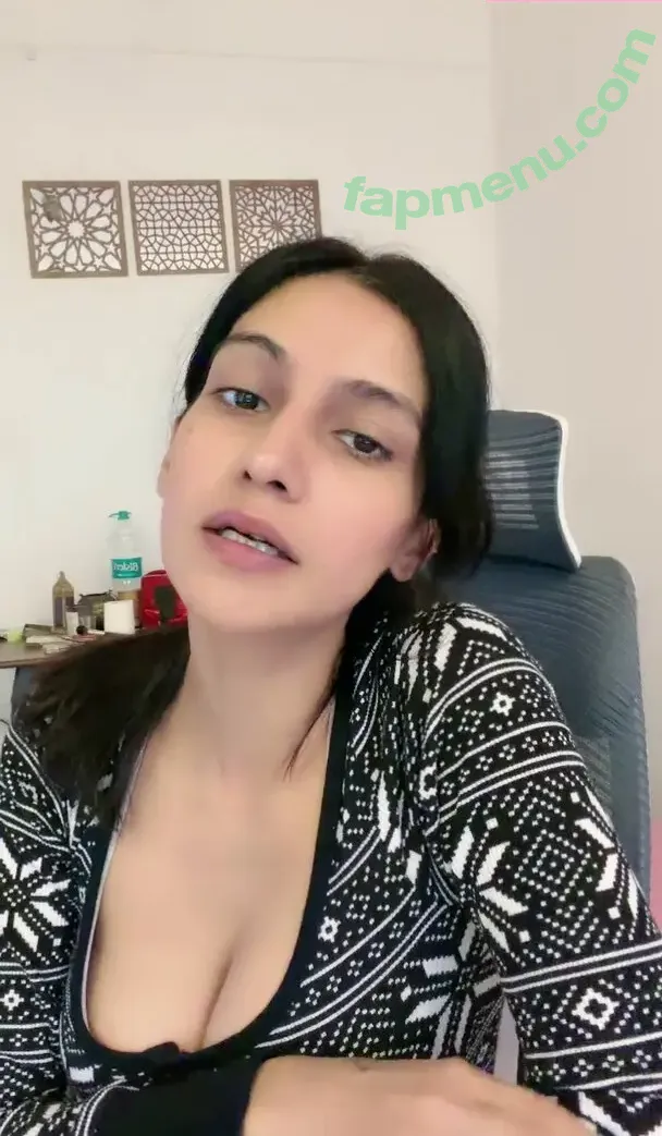 ahsanjuhaina nude photo #0113 (Juhi A)