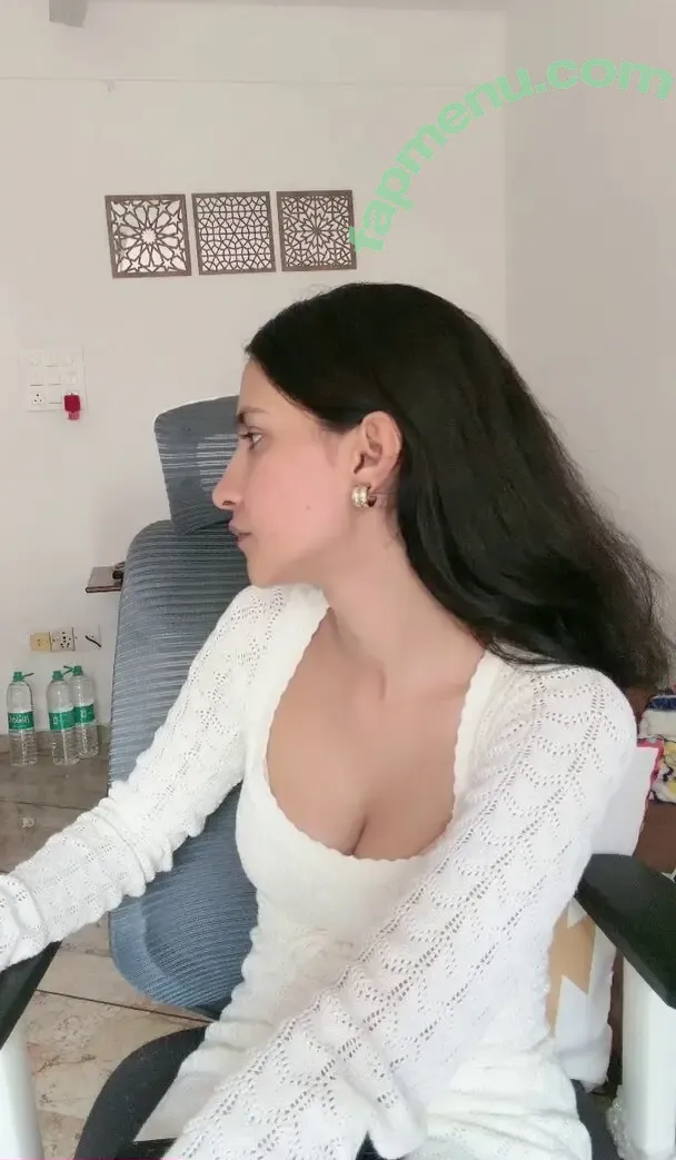 ahsanjuhaina nude photo #0130 (Juhi A)