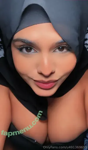 ahzahara / dalilaahzahara nude photo #0004