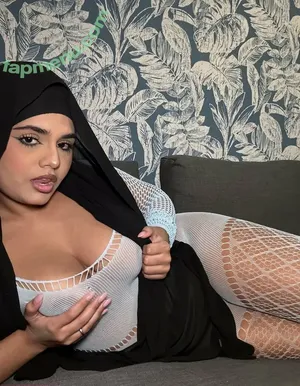 ahzahara / dalilaahzahara nude photo #0022