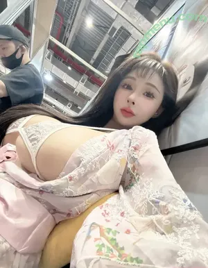 ai_fei9961 / Ai Fei / aifei.9961 / aifei4 / 艾妃 小獅子 nude photo #0103