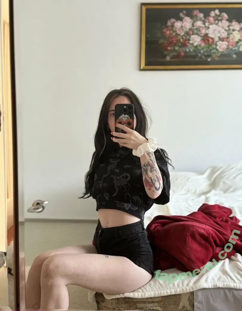 aileenaddams nude photo #0039 (clingyy.aileen)