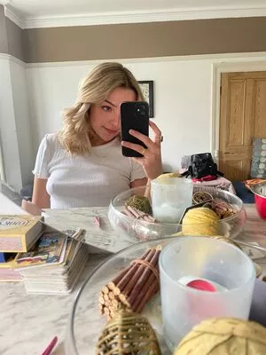 Ailish Morrison / ailish_morrison / cayshiamorrison nude photo #0037