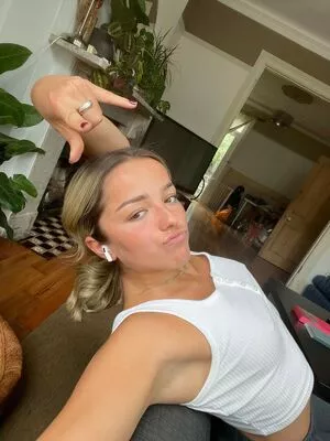 Ailish Morrison / ailish_morrison / cayshiamorrison nude photo #0134