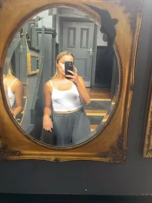 Ailish Morrison / ailish_morrison / cayshiamorrison nude photo #0138