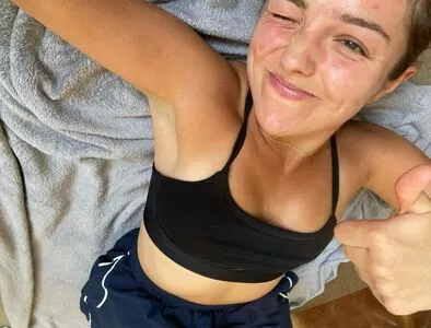 Ailish Morrison / ailish_morrison / cayshiamorrison nude photo #0190