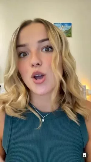 Ailish Morrison / ailish_morrison / cayshiamorrison nude photo #0202