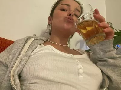 Ailish Morrison / ailish_morrison / cayshiamorrison nude photo #0247