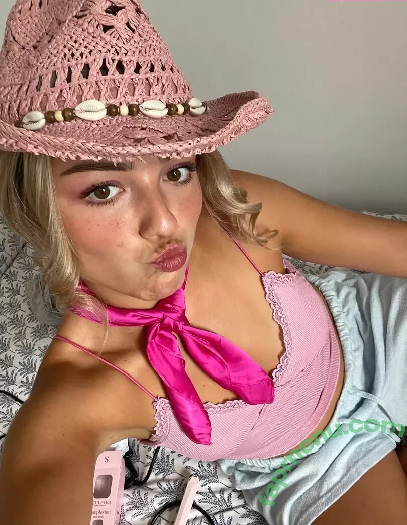 Ailish Morrison nude photo #0140 (ailish_morrison / cayshiamorrison)