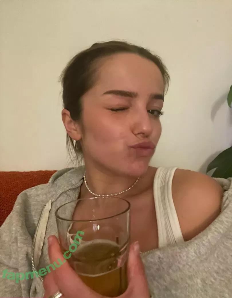 Ailish Morrison nude photo #0248 (ailish_morrison / cayshiamorrison)