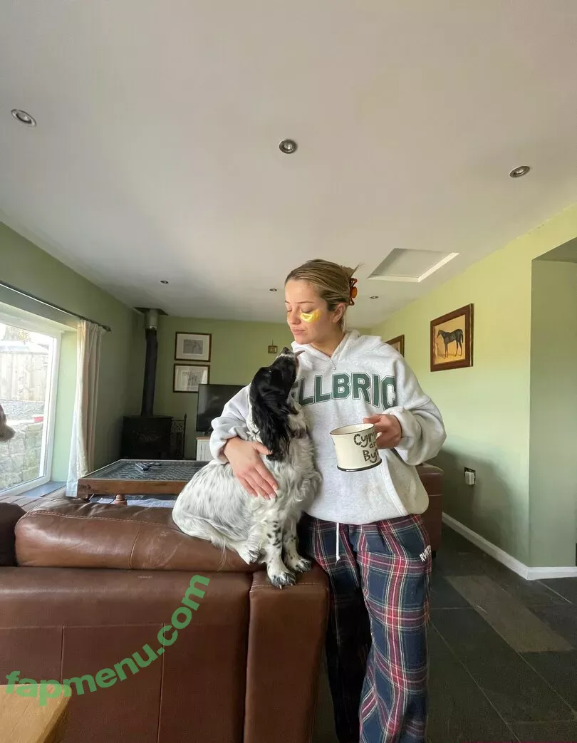 Ailish Morrison nude photo #0289 (ailish_morrison / cayshiamorrison)