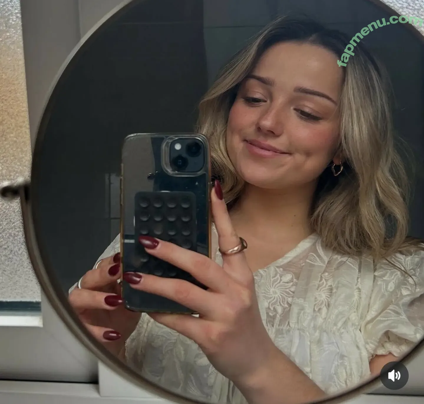 Ailish Morrison nude photo #0543 (ailish_morrison / cayshiamorrison)