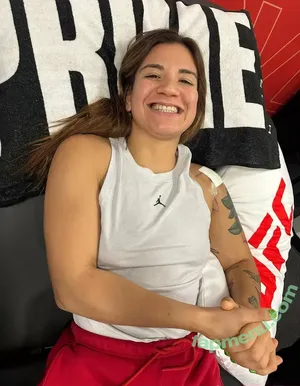 ailu.perez.ufc / ailinperezufc nude photo #0080