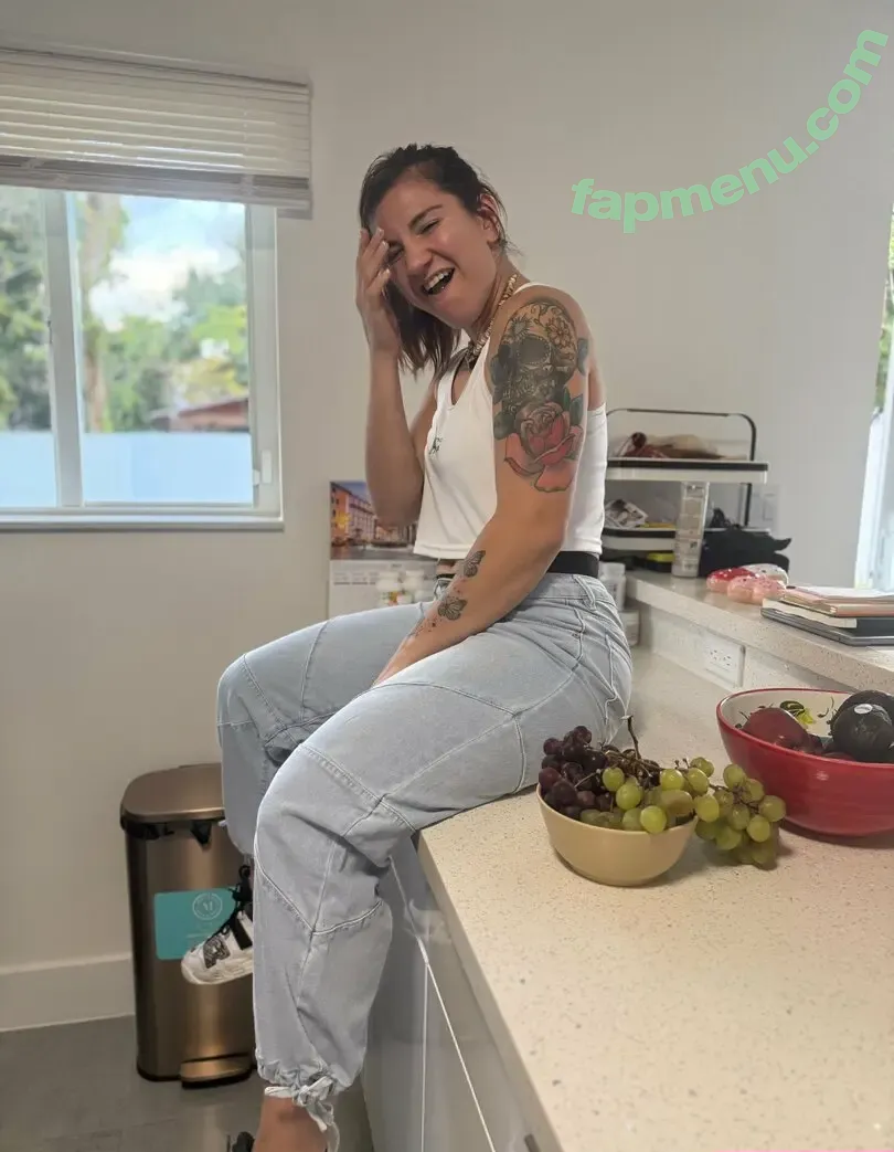 ailu.perez.ufc nude photo #0135 (ailinperezufc)