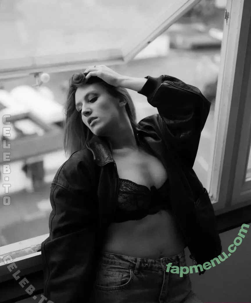 Aimée Pienschke nude photo #0131 (aimee_pienschke / collection)