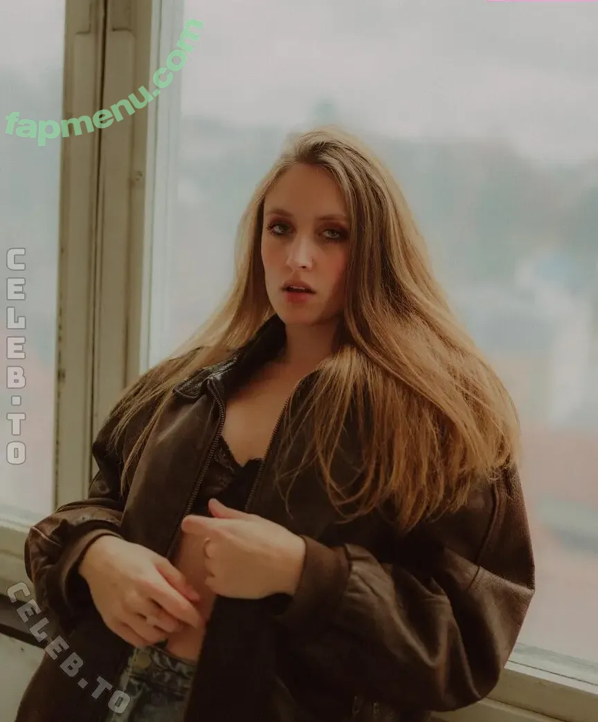 Aimée Pienschke nude photo #0132 (aimee_pienschke / collection)