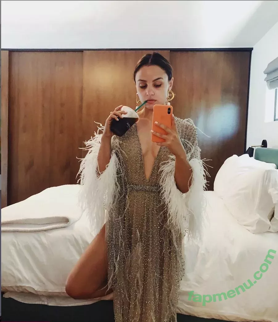 Aimee Carrero nude photo #0021 (aimeecarrero)