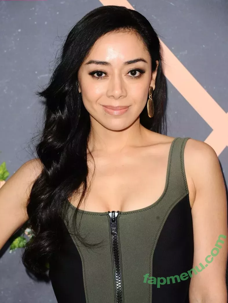 Aimee Garcia nude photo #0035 (aimeegarcia4realz / mexicancurls)