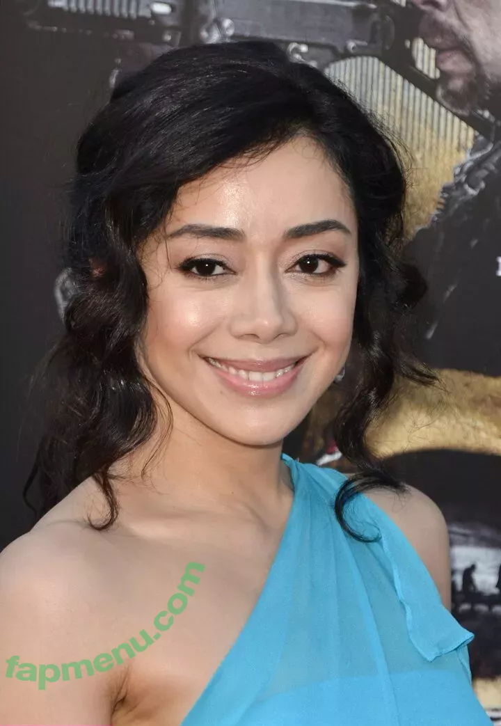 Aimee Garcia nude photo #0067 (aimeegarcia4realz / mexicancurls)