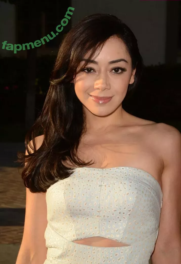 Aimee Garcia nude photo #0069 (aimeegarcia4realz / mexicancurls)