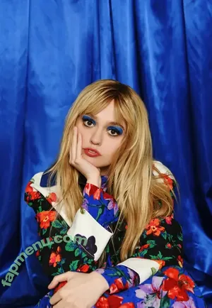 Aimee Lou Wood / Aimee-Lou Wood / aimeelouwood nude photo #0293