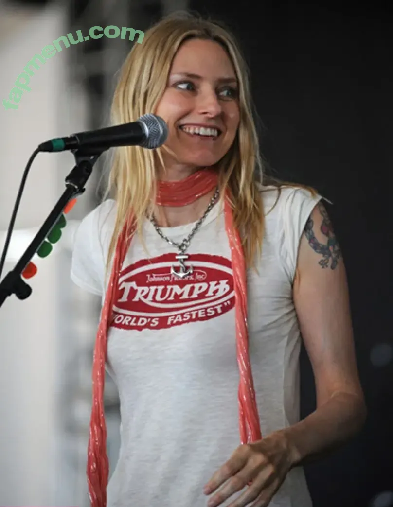 Aimee Mann nude photo #0020 (Aimee Mann)