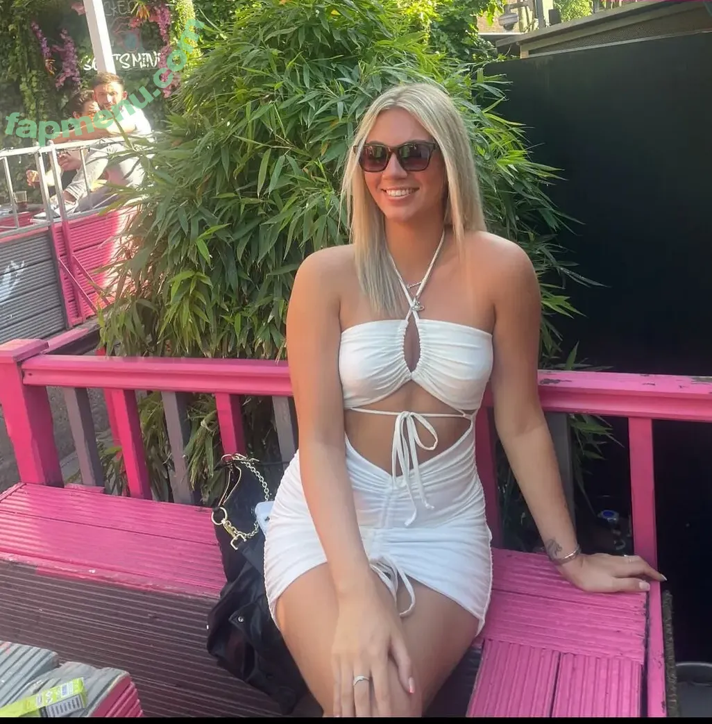 Aimee McColl nude photo #0009 (_aimeemccollx)