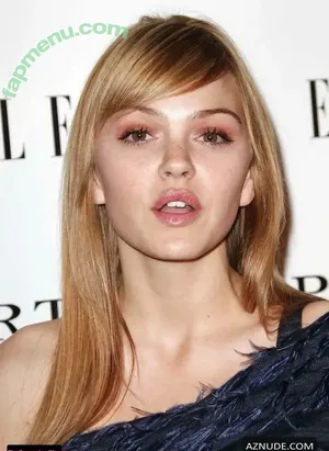 Aimee Teegarden / aimeeteegarden nude photo #0012