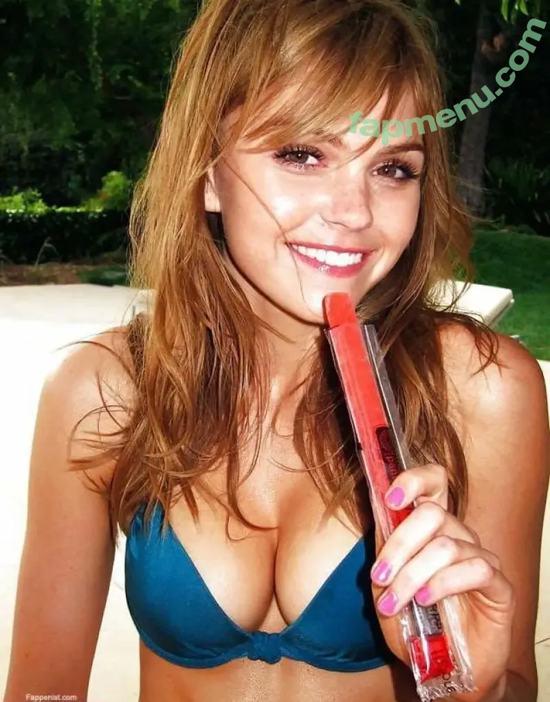 Aimee Teegarden nude photo #0018 (aimeeteegarden)