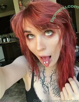 aimeefawx / emotrashkitty nude photo #0008