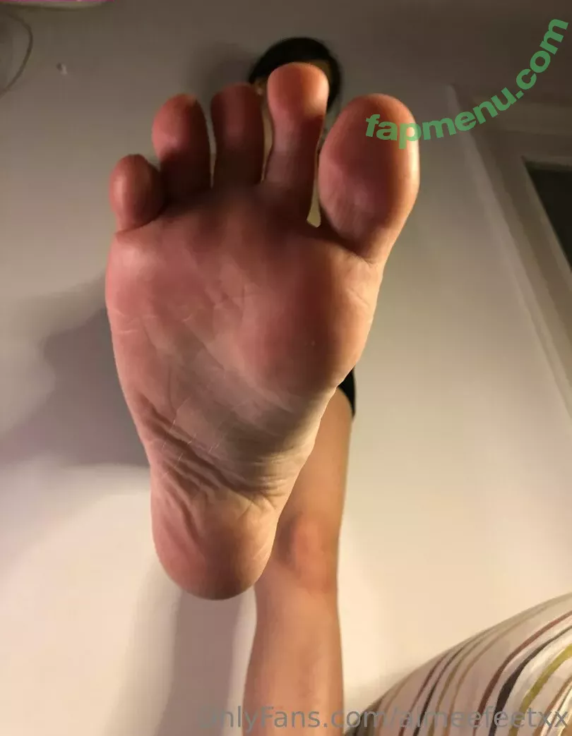 aimeefeetxx nude photo #0034 (aimeejaxx)