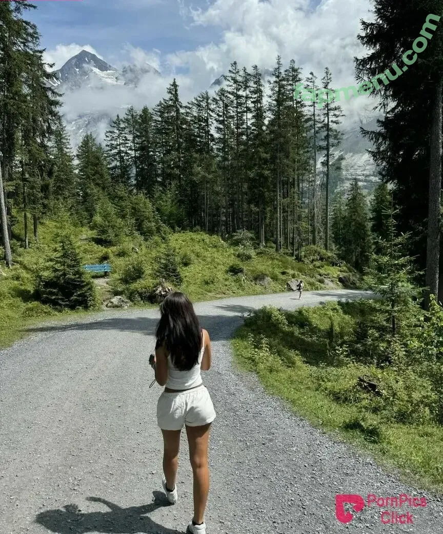 aimeejaihall nude photo #0210 (aimeehofficial)
