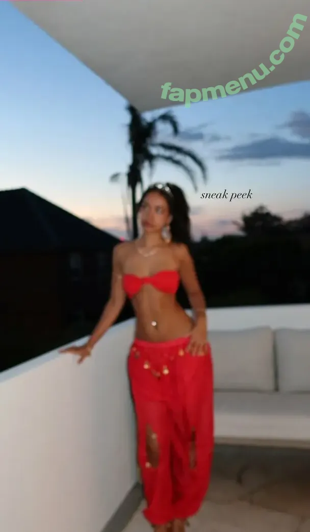 aimeejaihall nude photo #0233 (aimeehofficial)