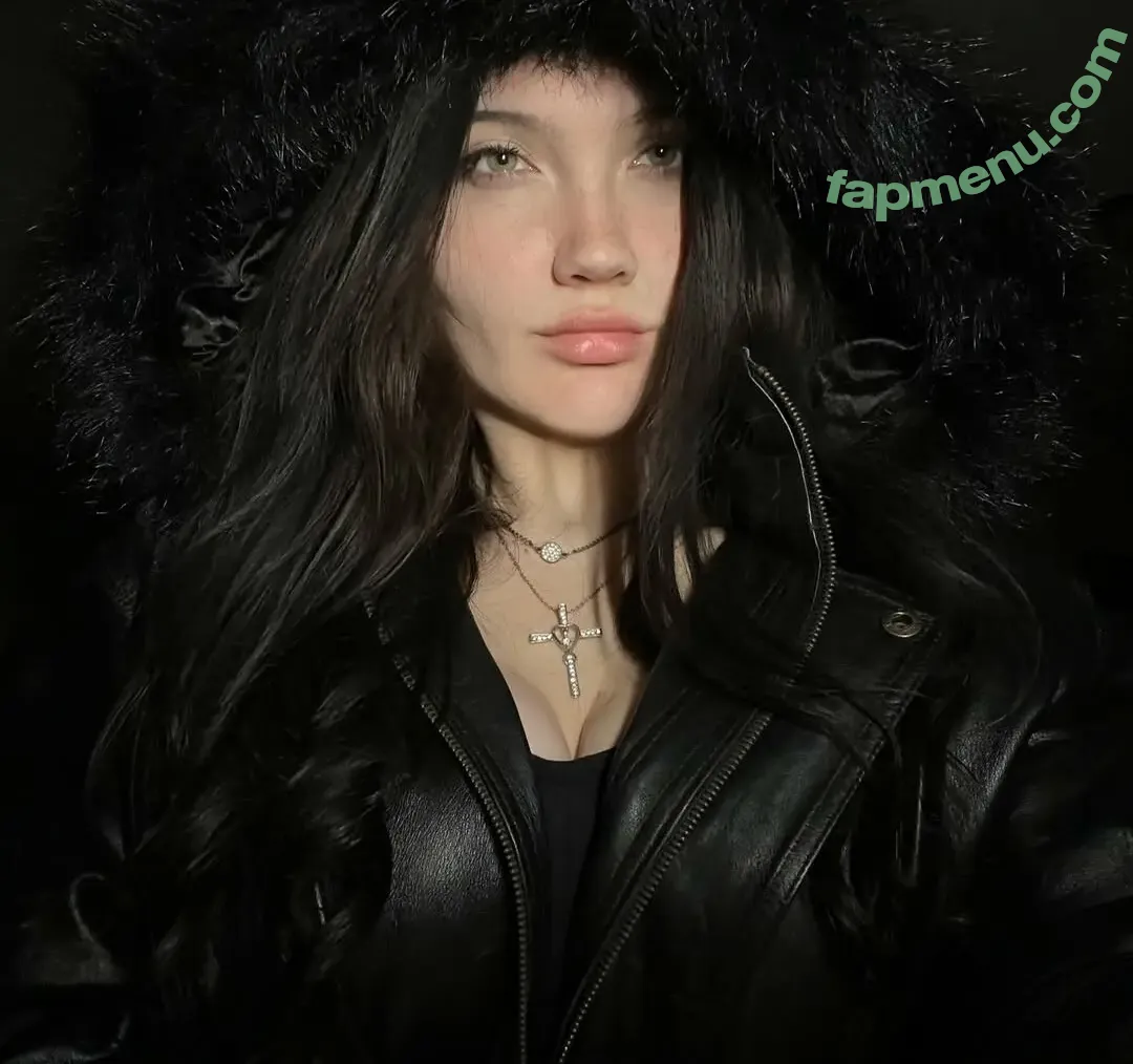 Aimie Valencia nude photo #0034 (aimie_valencia)