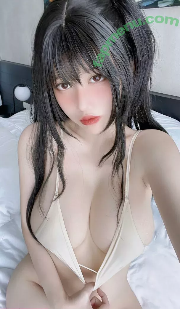 Ain Nguyen nude photo #0521 (ainnguyen / i_aint_nguyen / iaintnguyen)