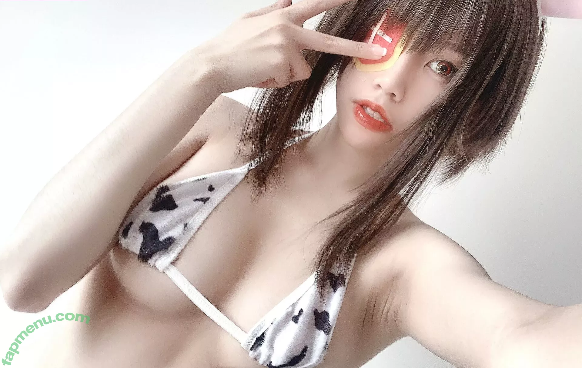 Ain Nguyen nude photo #0730 (ainnguyen / i_aint_nguyen / iaintnguyen)