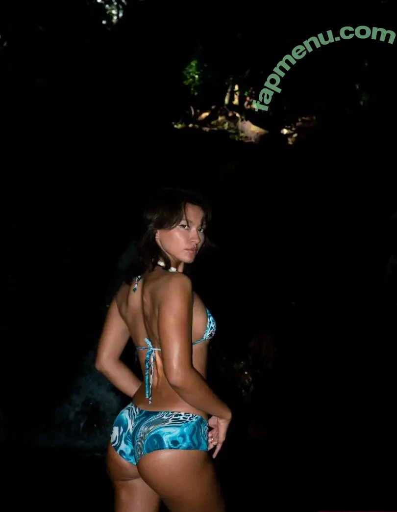 Aina.loves nude photo #0139 (Seaafoam / ainaaaa808)