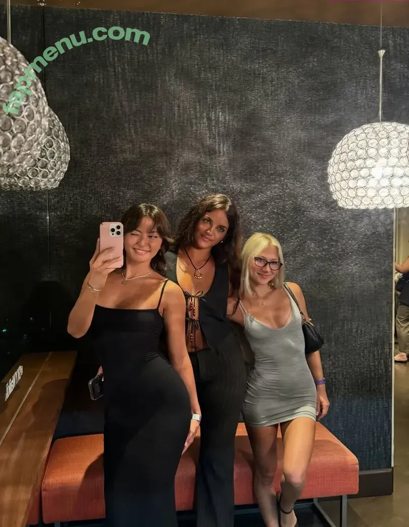 Aina.loves nude photo #0174 (Seaafoam / ainaaaa808)