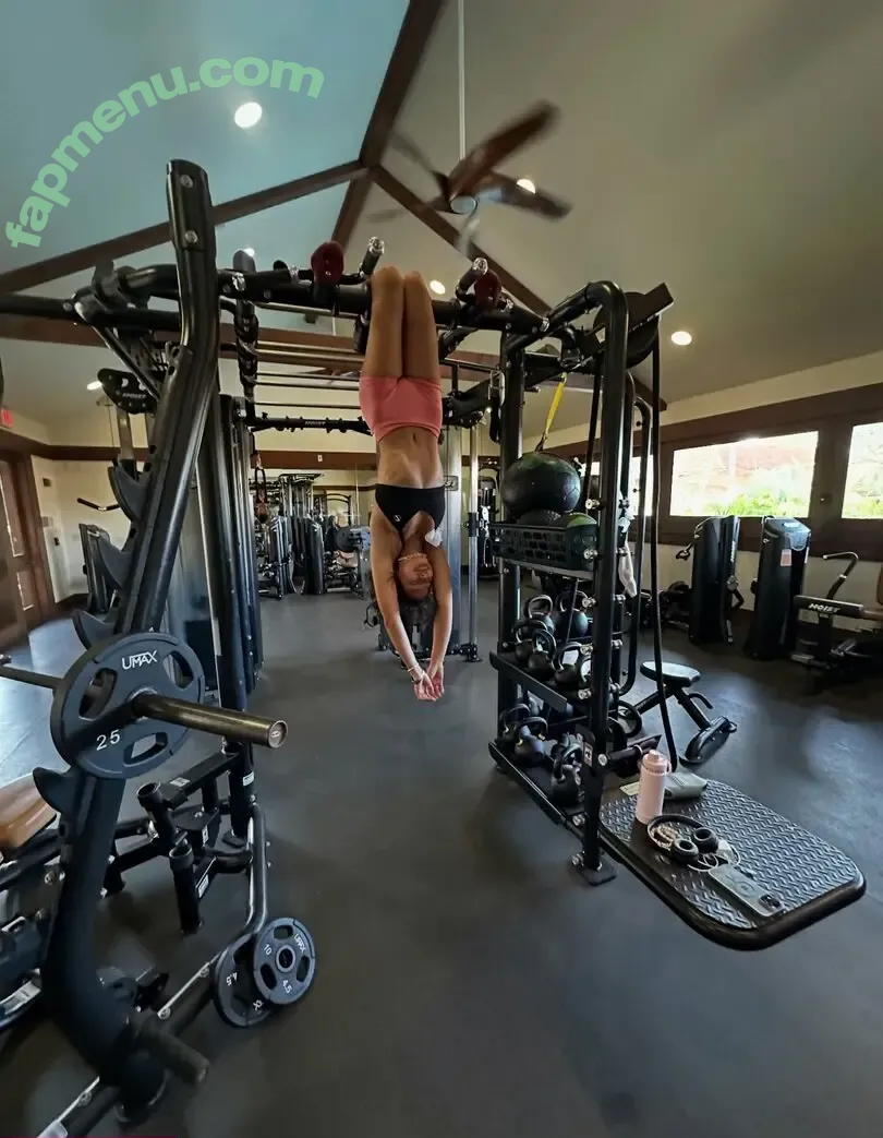 Aina.loves nude photo #0182 (Seaafoam / ainaaaa808)