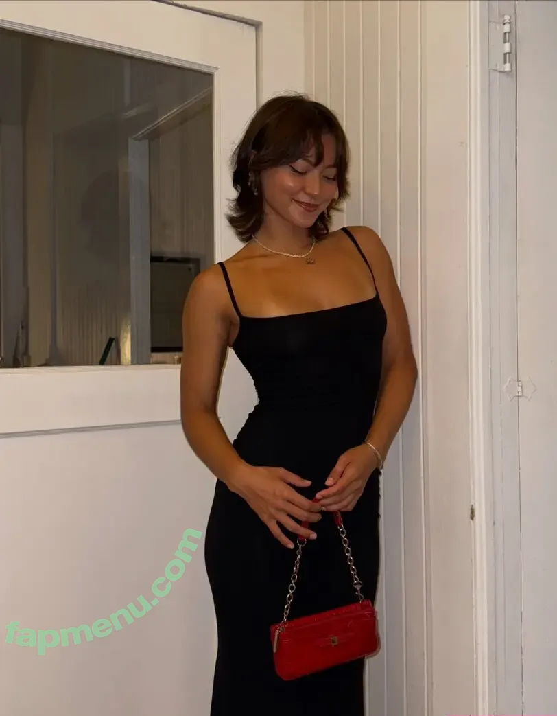 Aina.loves nude photo #0191 (Seaafoam / ainaaaa808)