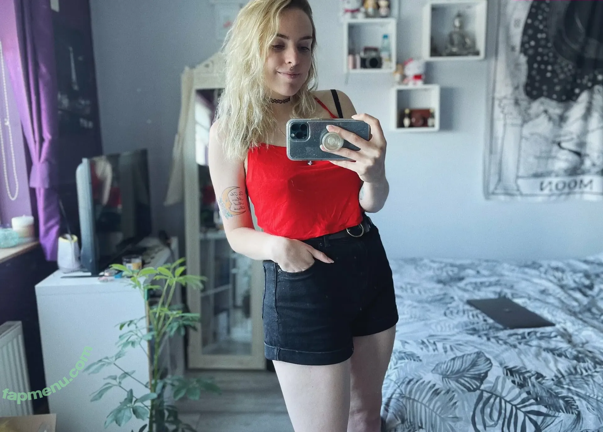 Ainevixen nude photo #0002 (agelessvixen)