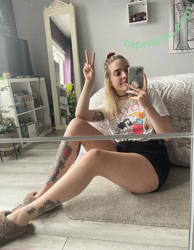 Ainevixen nude photo #0005 (agelessvixen)